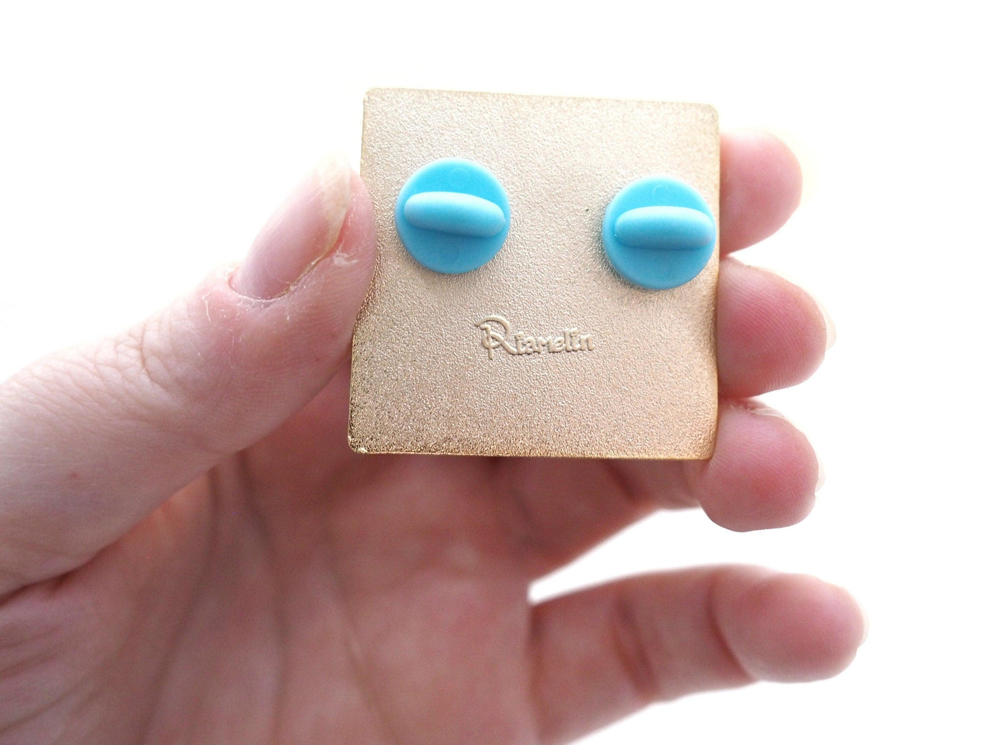 Scotland Travel Tips enamel pin.